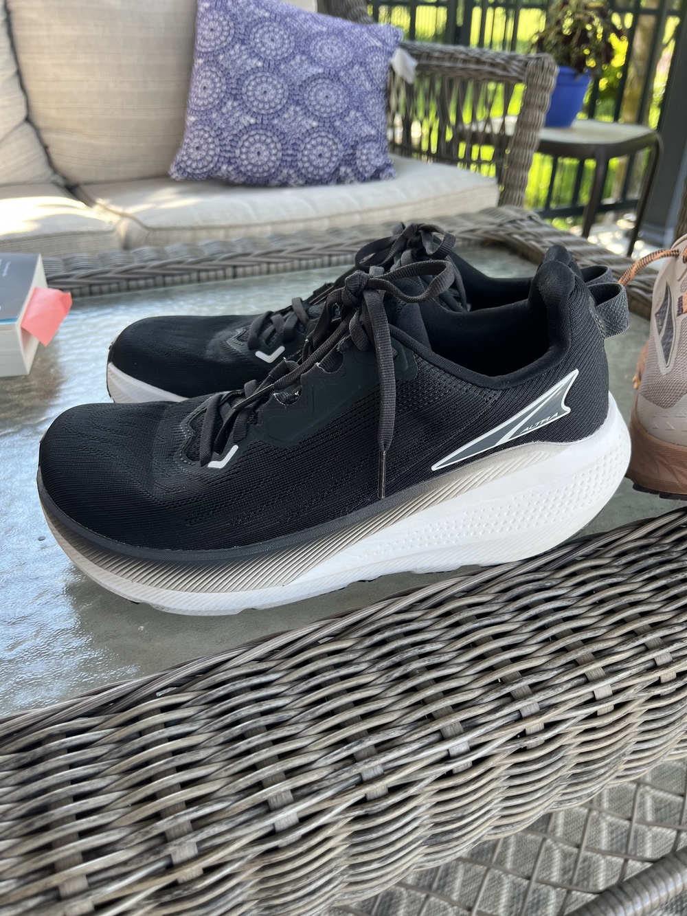 Altra Ladies Black Running Shoes with White Midsole and Silver Logo